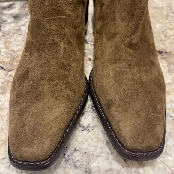 NWOB Tory Burch Medallion Chelsea Ankle Boot - Suede River Rock - Sz 7.5M - Picture 11 of 13